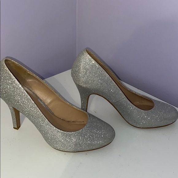 Kelly and Katie Sparkly Silver Heels - Picture 2 of 3